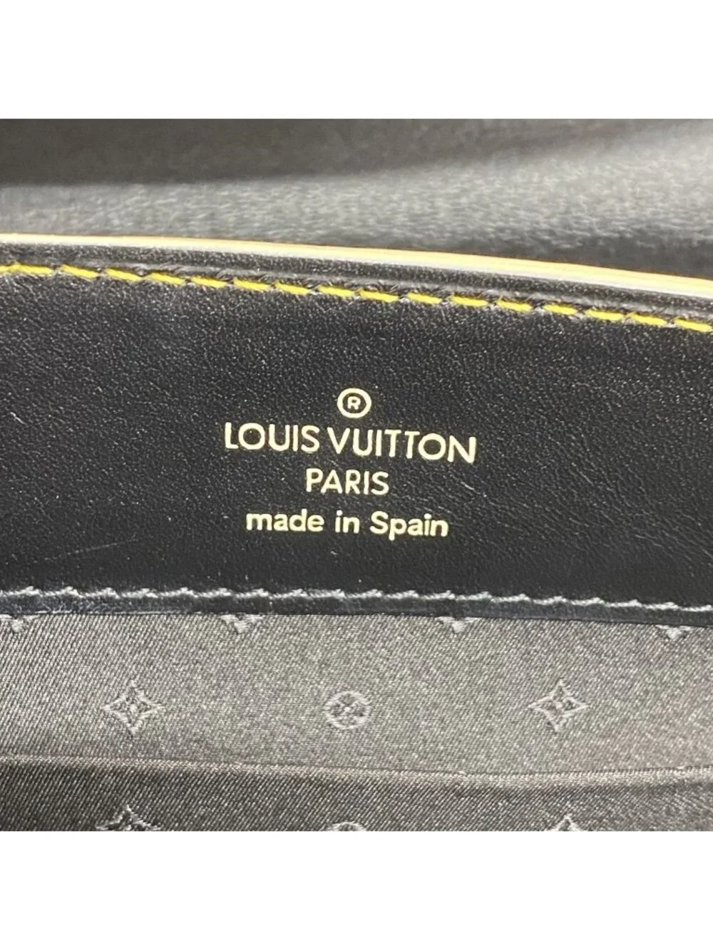 Louis Vuitton Shoulder Bag Suhali Tarantieu Black Noir
